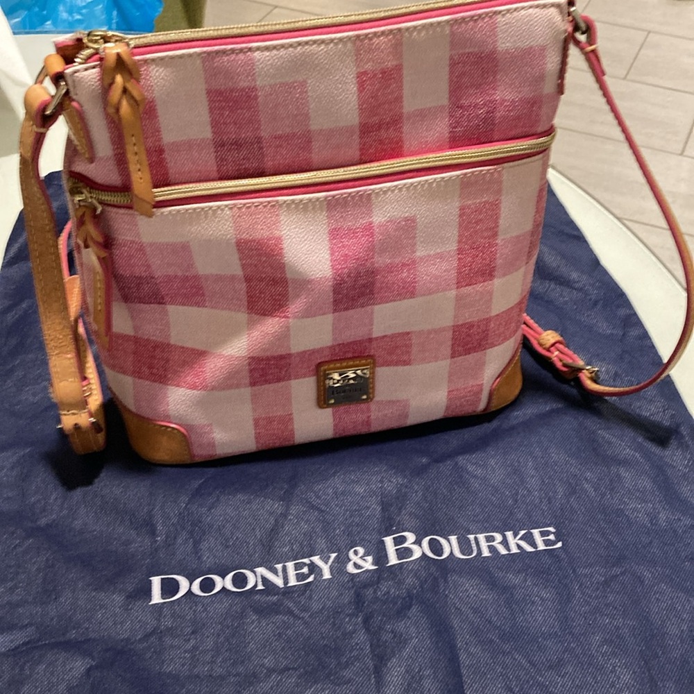 Dooney & Bourke shoulder bag